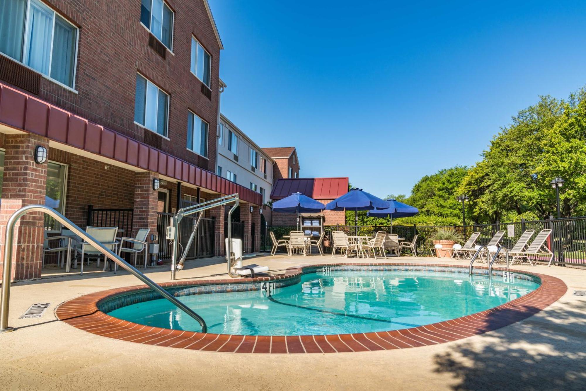 Springhill Suites Dallas Arlington North Exterior foto